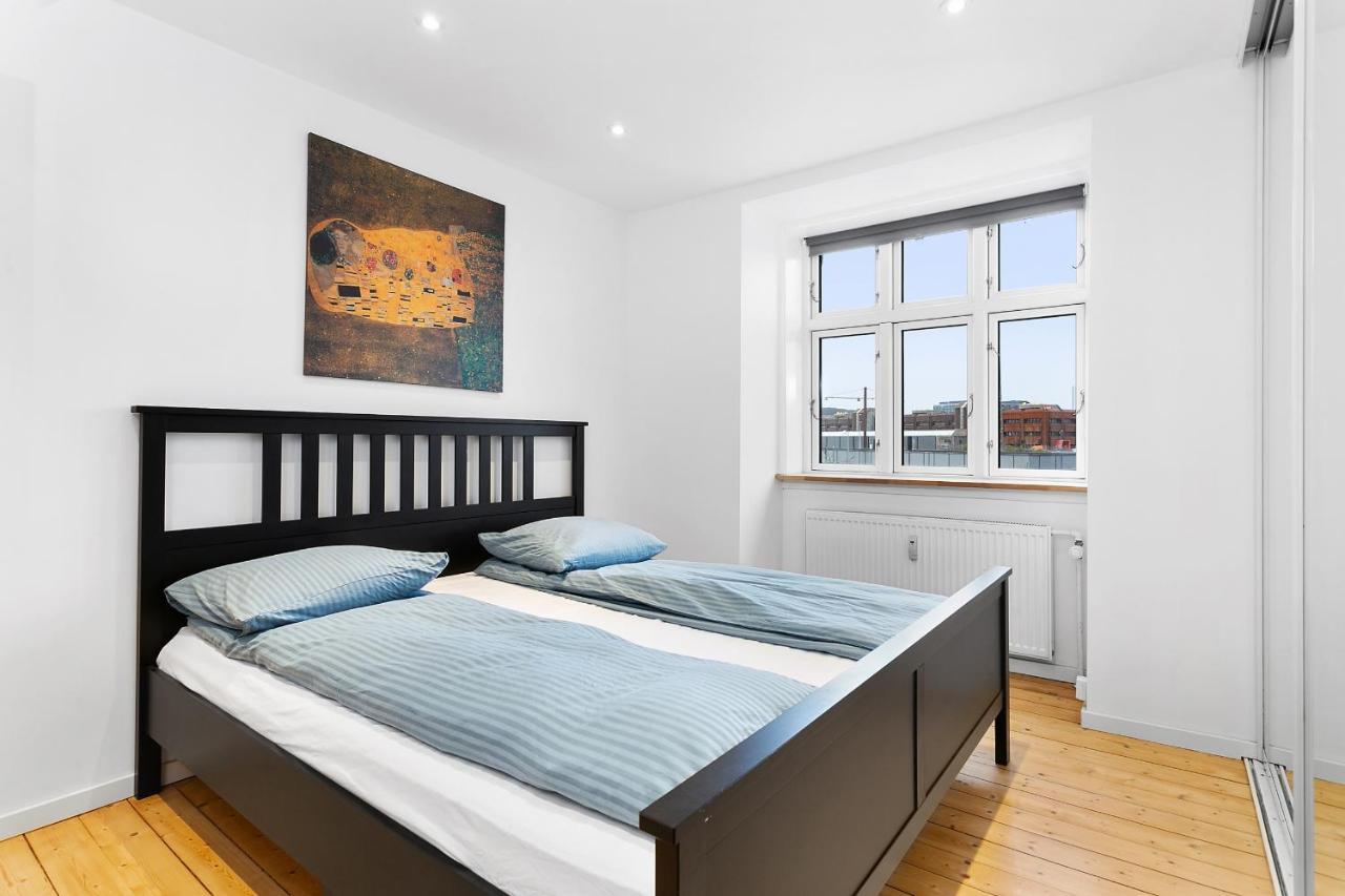 Aday - Apartment Suite Aalborg Center Экстерьер фото